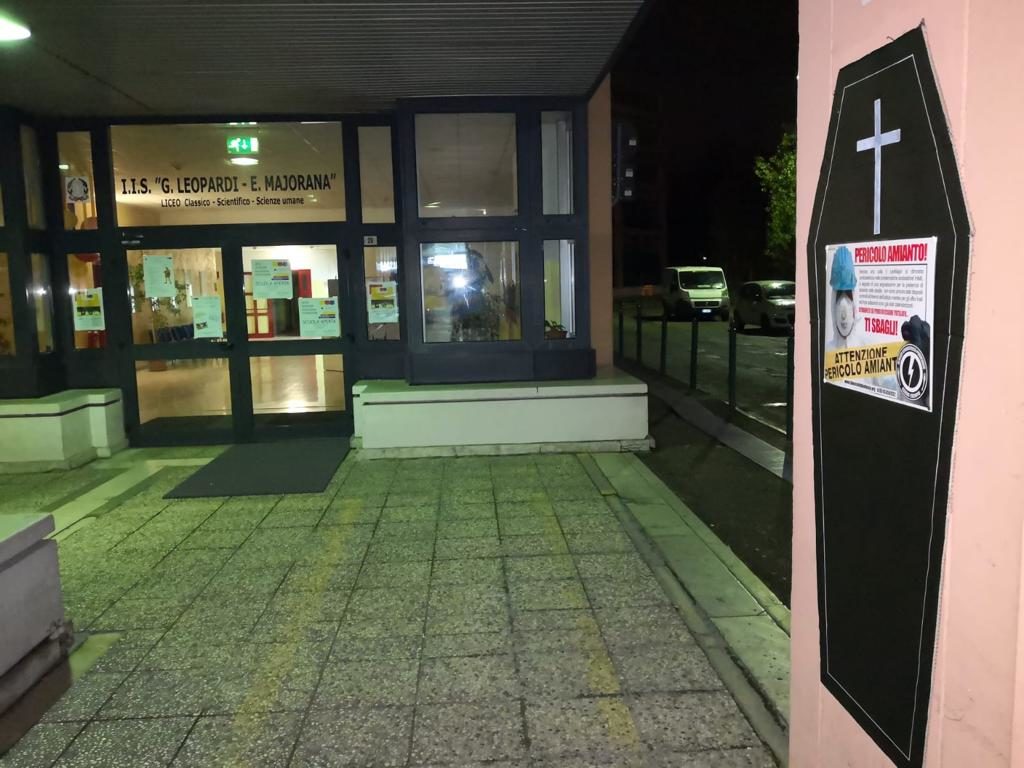 problema amianto blocco studentesco pordenone leopardi majorana