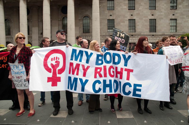 blocco studentesco aborto nono mese