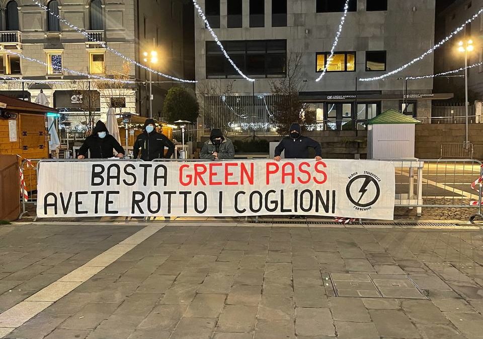 BLOCCO STUDENTESCO PORDENONE PROTESTA CONTRO IL GREEN PASS